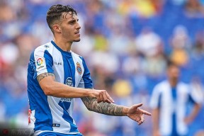 美高梅网页版-莱比锡训练开放日，集结日迎来里程碑引欢呼，葡超在即，训练强度明显提升