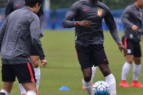 美高梅中国官网-武汉三镇发布备战花絮，国际比赛日门线救险，亚冠任务艰巨，心理建设被强调