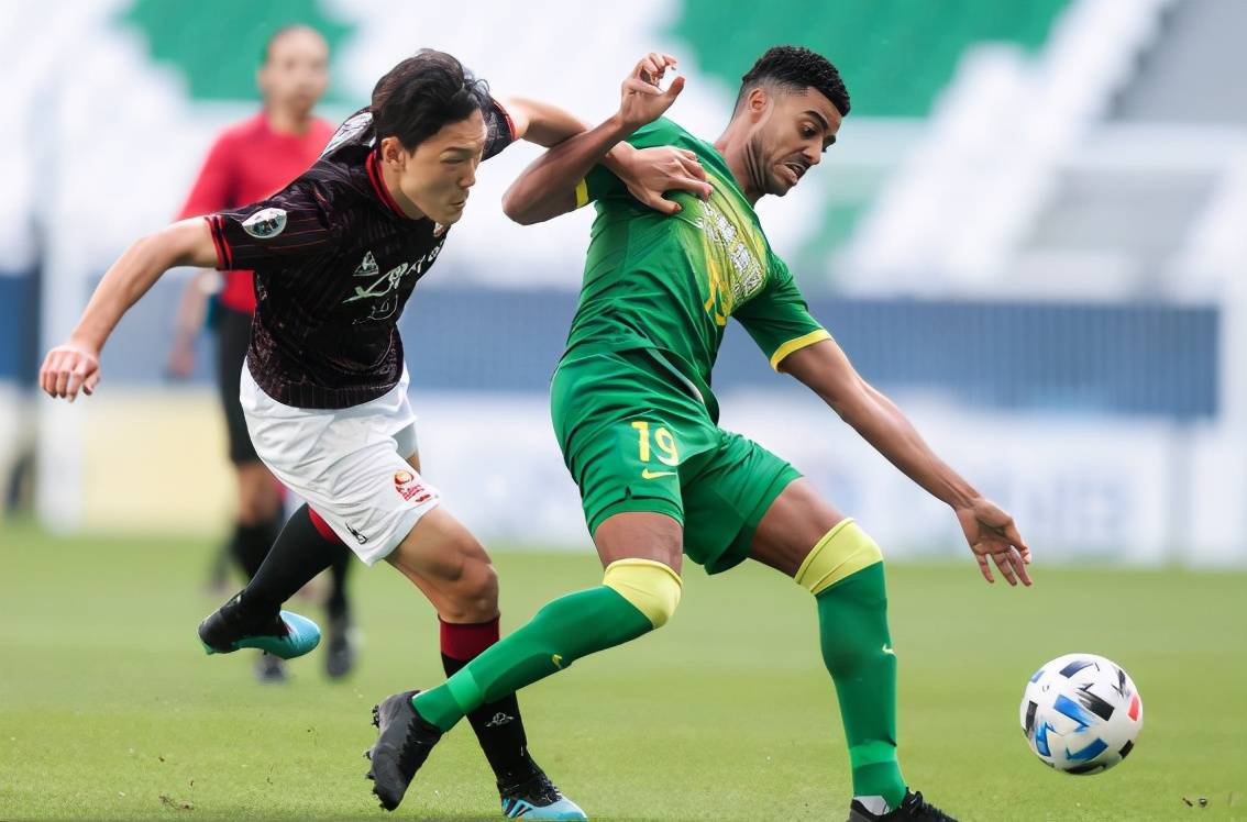 亚冠赛程吃紧；克里夫兰骑士今晚完成体检；话题不断；团队化学反应显著